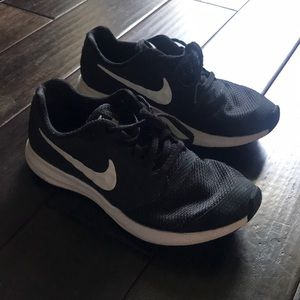 Nike Downshifter 7
